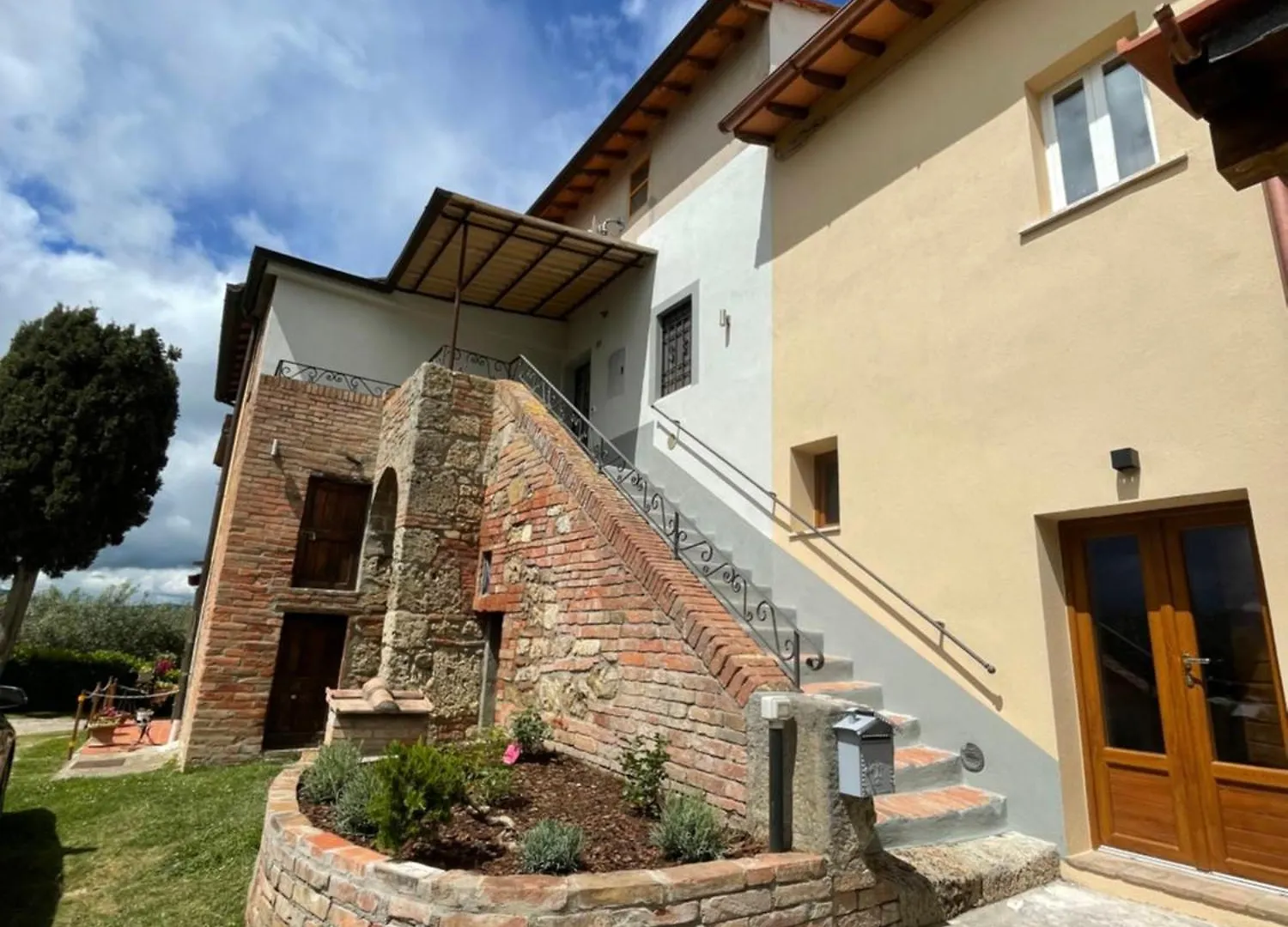 Montevenere 83 Villa Chiusi 0*,  Italy