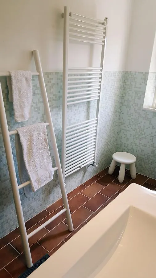 Montevenere 83 Villa Chiusi 0*,